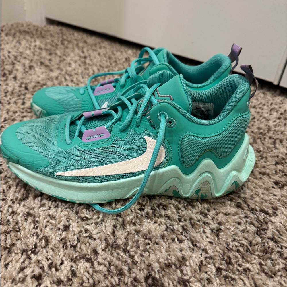 Nike Giannis Immortality 2 Mint colorway